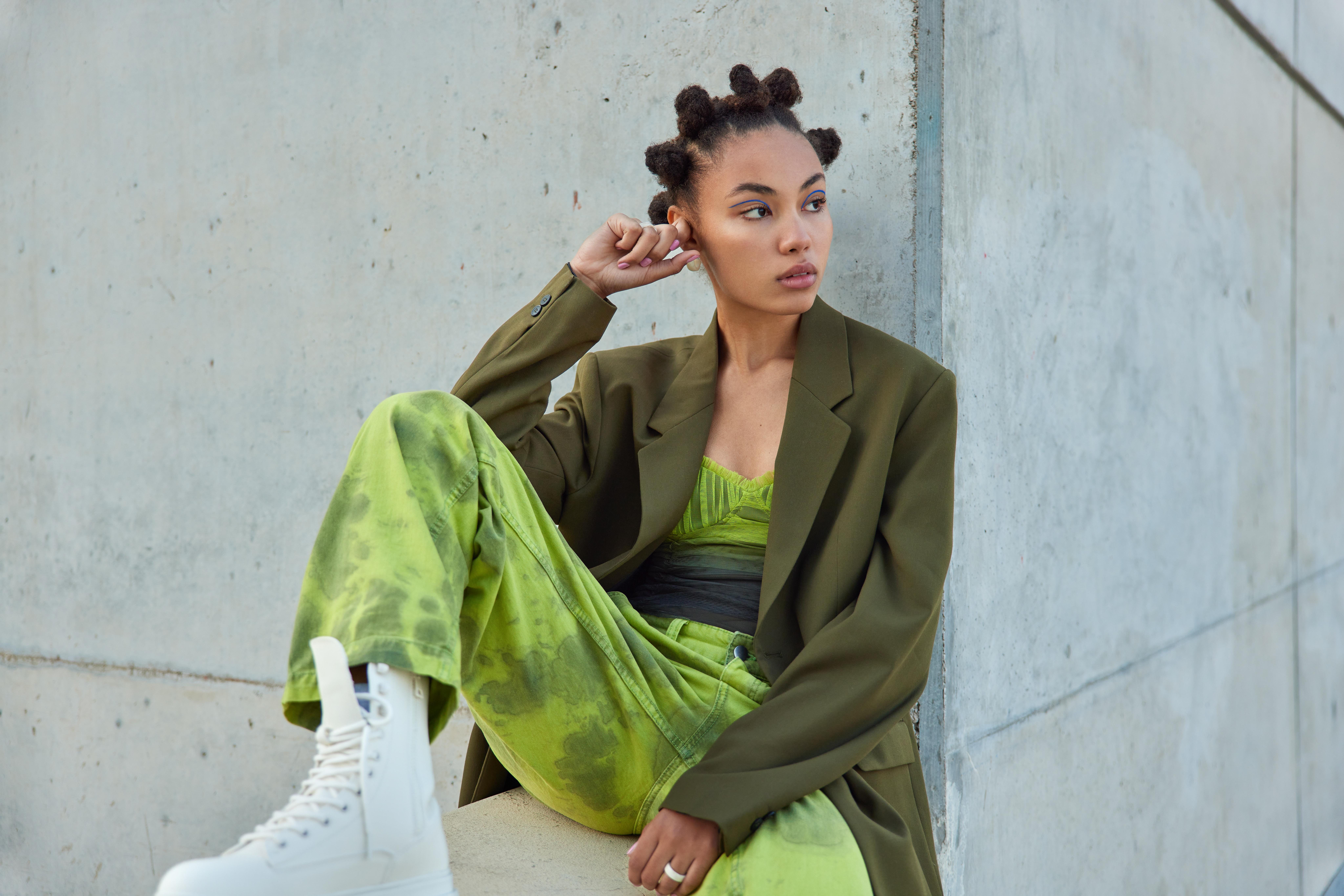 Street Style Chronicles Documenting urban trends and the fusion of comfort with cutting edge design revealing the pulse of everyday fashion